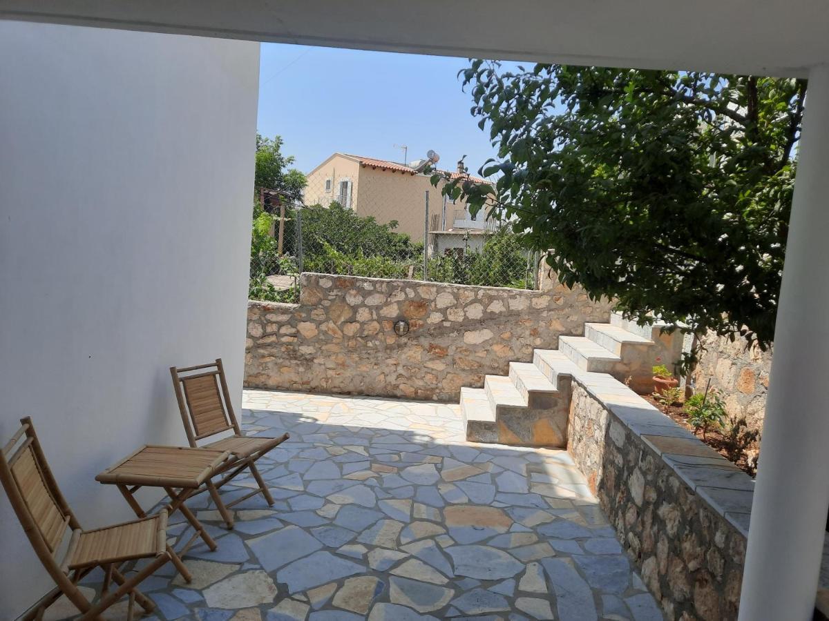 Tasos Rooms Himare Ngoại thất bức ảnh