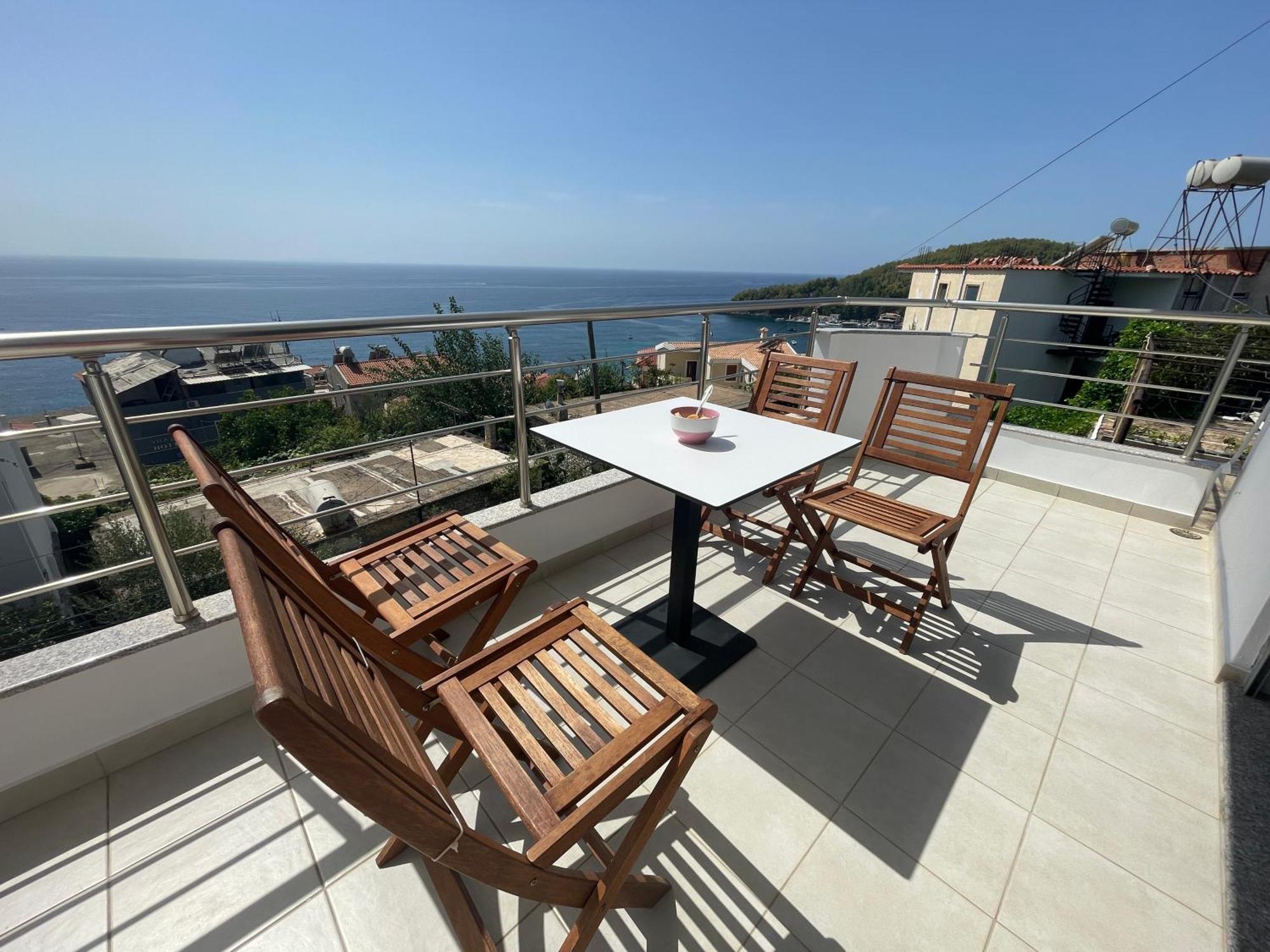 Tasos Rooms Himare Ngoại thất bức ảnh