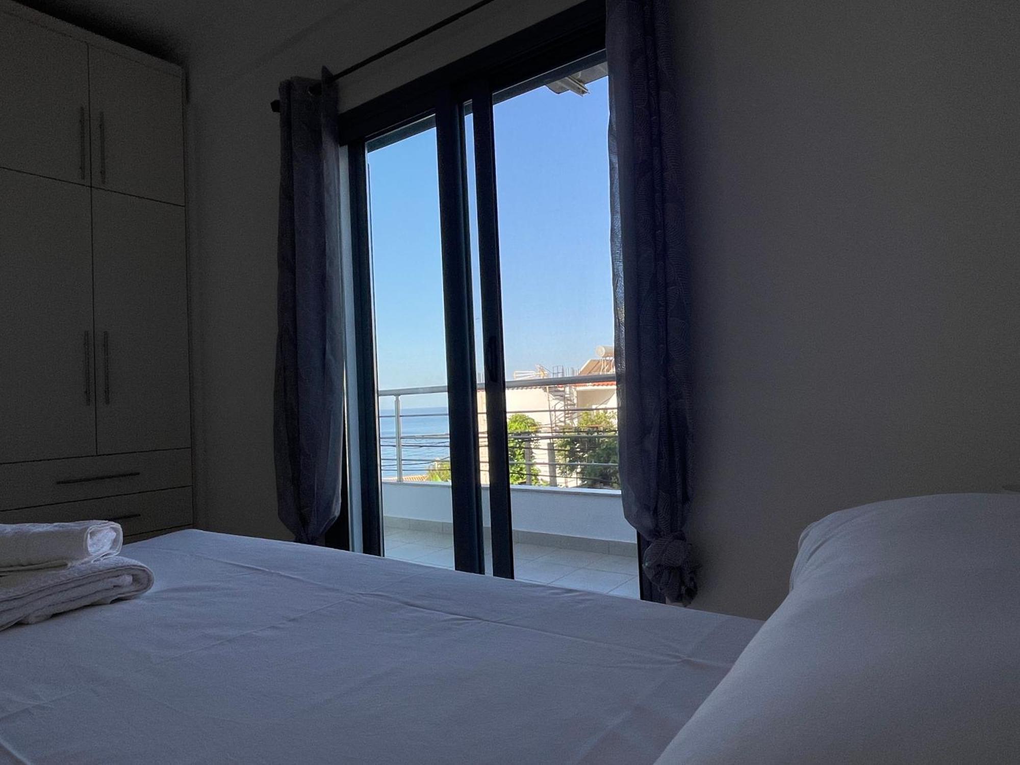 Tasos Rooms Himare Ngoại thất bức ảnh