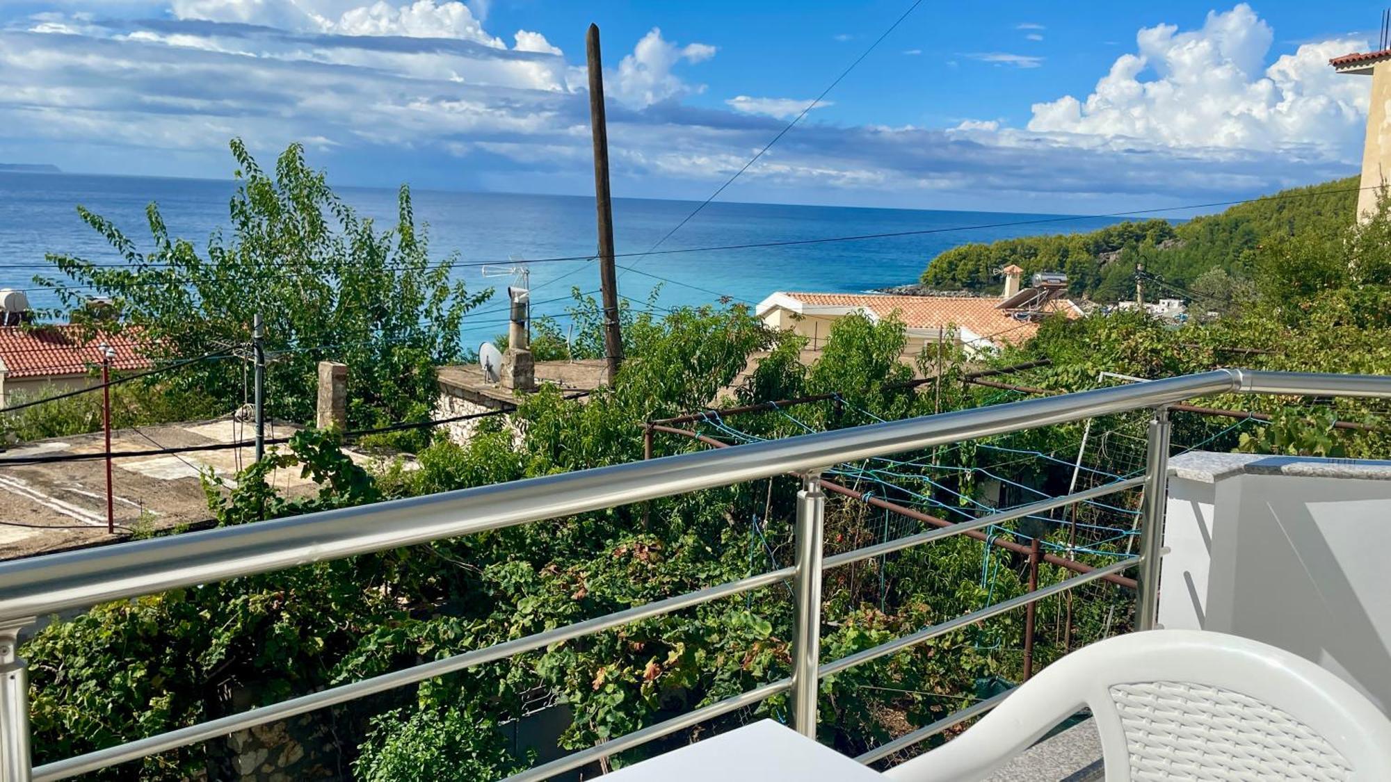 Tasos Rooms Himare Ngoại thất bức ảnh
