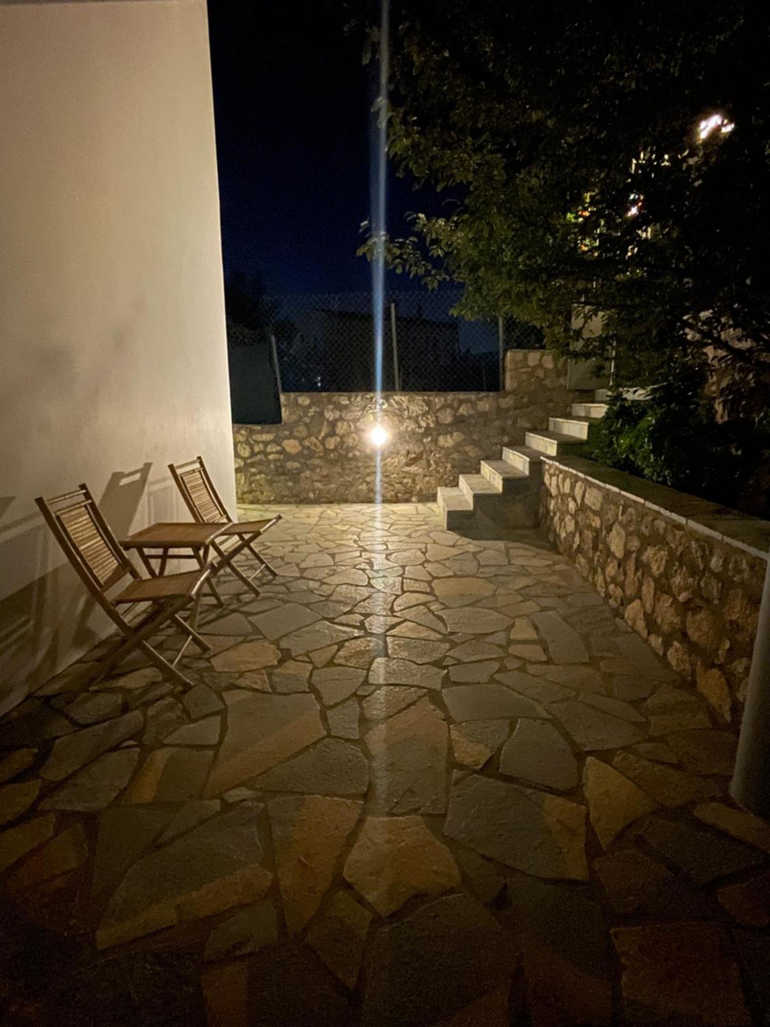 Tasos Rooms Himare Ngoại thất bức ảnh